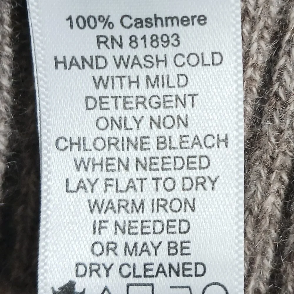 NWOT Cashmere Oversized Pullover Sweater by Isaac Mizrahi XS/S Roomy Cream/Tan
